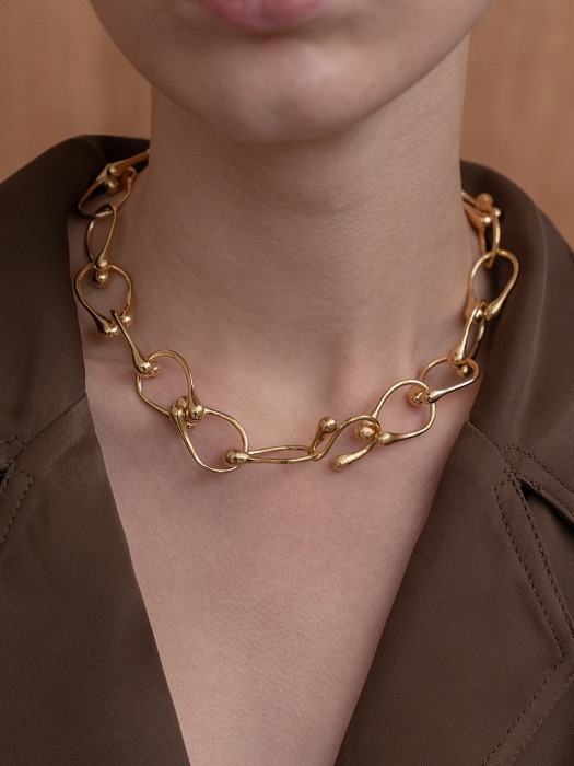 Bulb chain necklace