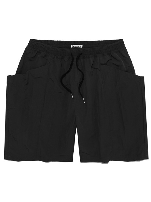 TWO POCKET SHORTS IS [BLACK]