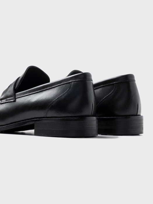 No Wet Calf Loafer