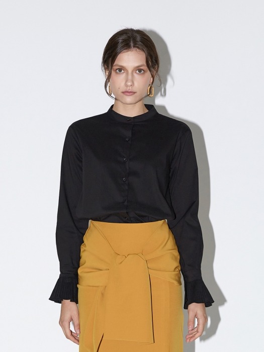 19FW PLEATS POINTED SHIRTS BLOUSE (Black)