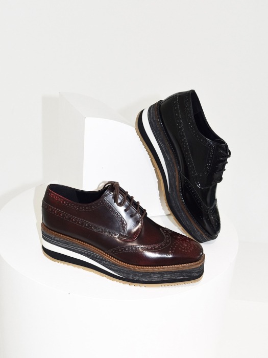 Vintage Mannish Wing Tip Platform Oxford Shoes