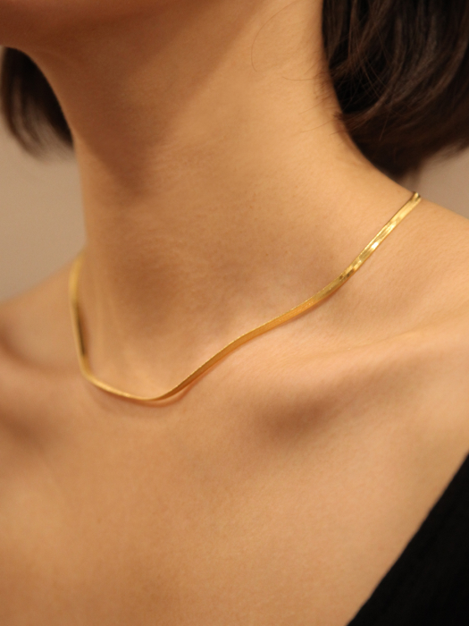 LU117 Gold snake necklace