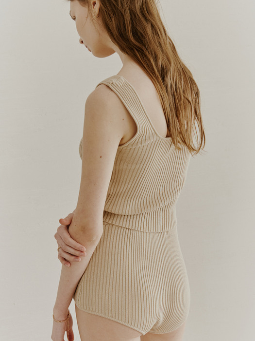RIBBED SQUARE NECK TOP BEIGE