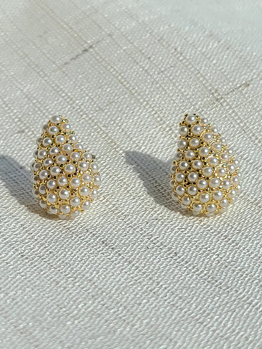 Pearl Paisley Stud Earrings