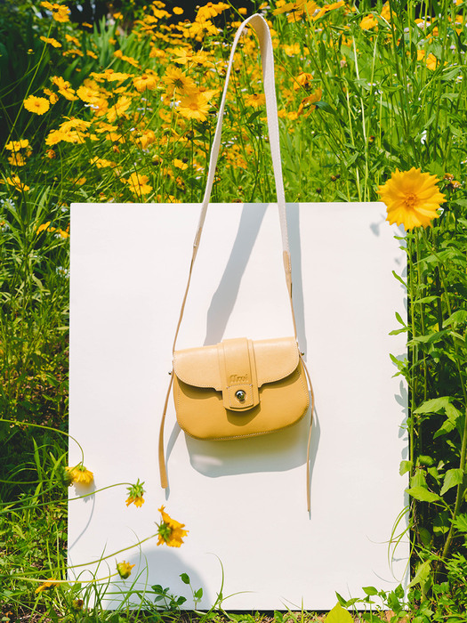 [단독]aver bag C butter yellow