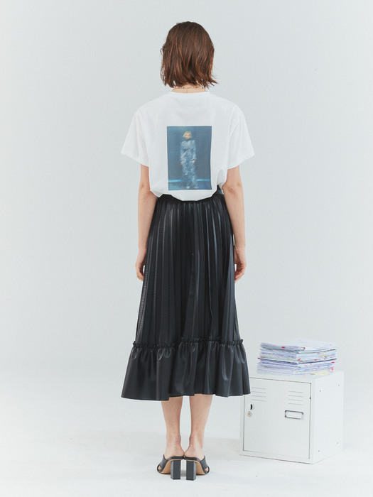 [리퍼브]faux-leather pleated skirt Black