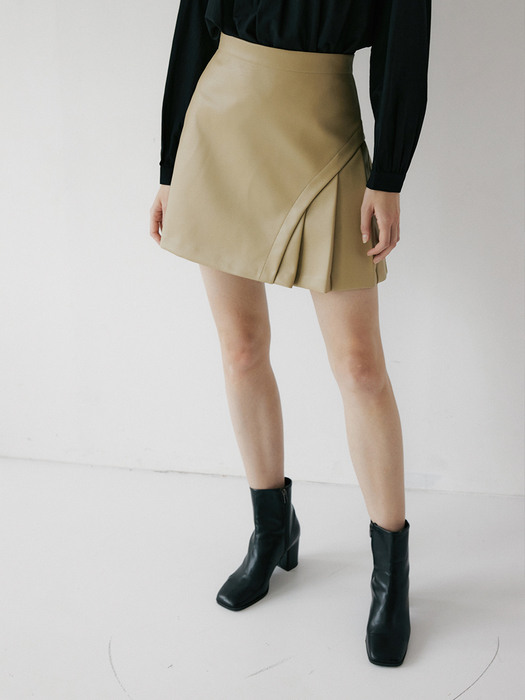 comos553 Leather Pleats mini skirt (beige)