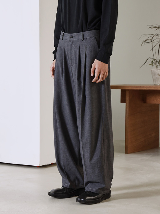  Curve tuck pants ad. (grey)