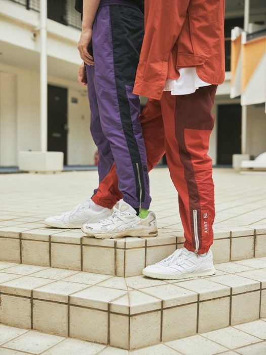 0502 TRACK PANTS RED