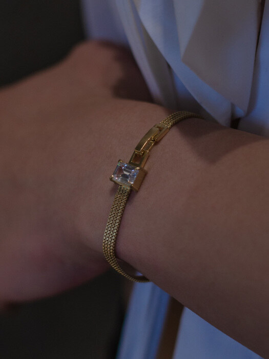 Brilliant_square_bracelet(gold)