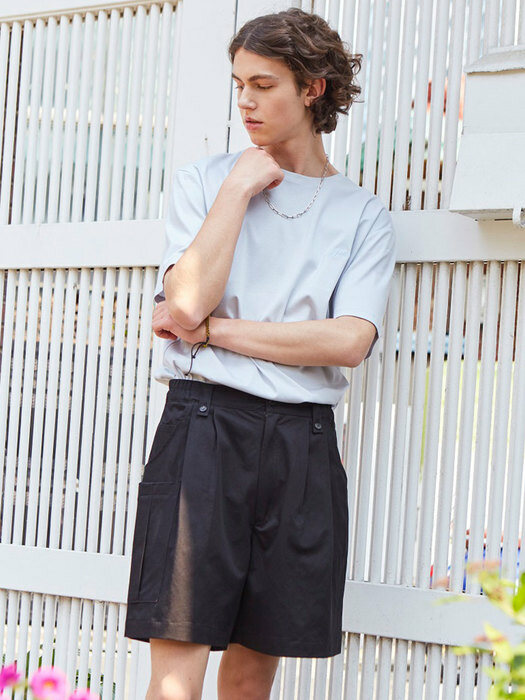 two tuck cargo wide short pants_black