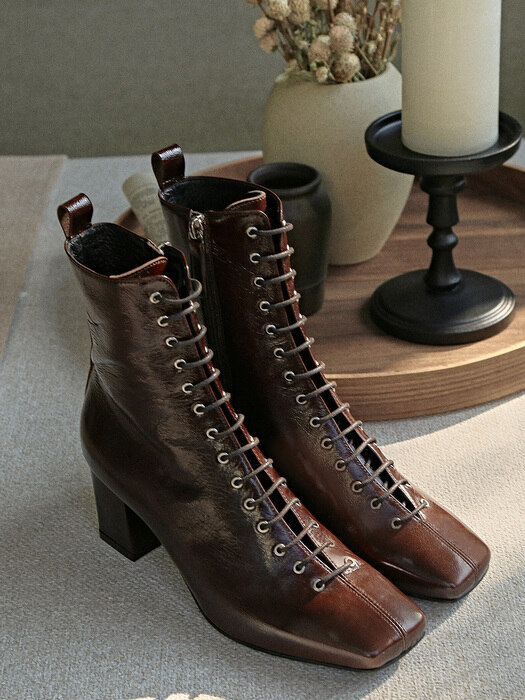 1653 Neele Race up Ankle Boots_Brown