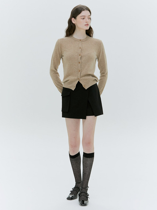 [지우,채랑 PICK] OUTPOCKET DETAIL WRAPPED SKORT [BLACK]