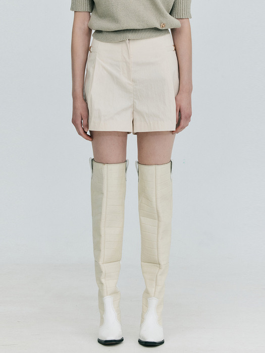 Cotton Tucked Shorts_Cream
