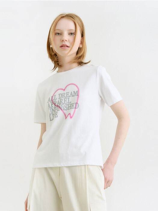 Love dream t shirt - white