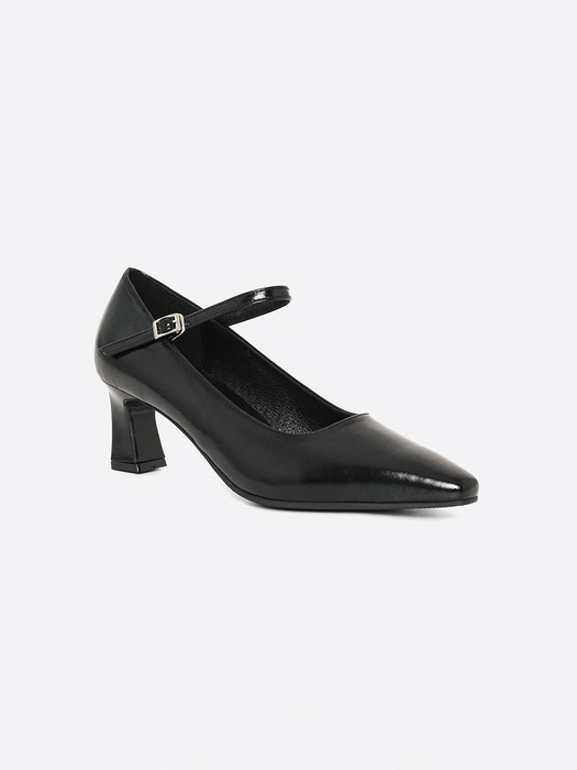 Linda Pumps / Black