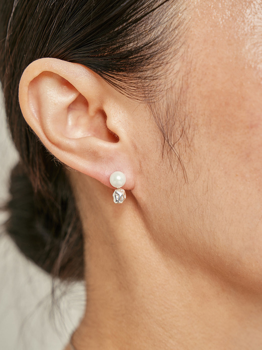 kamille Pearl(6mm) Earrings
