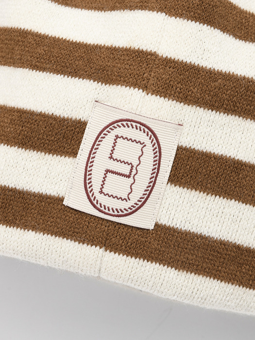 Striped knit beanie / Camel