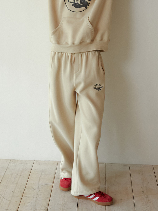 Butter Wing Fluff Sweat Pants (Beige)