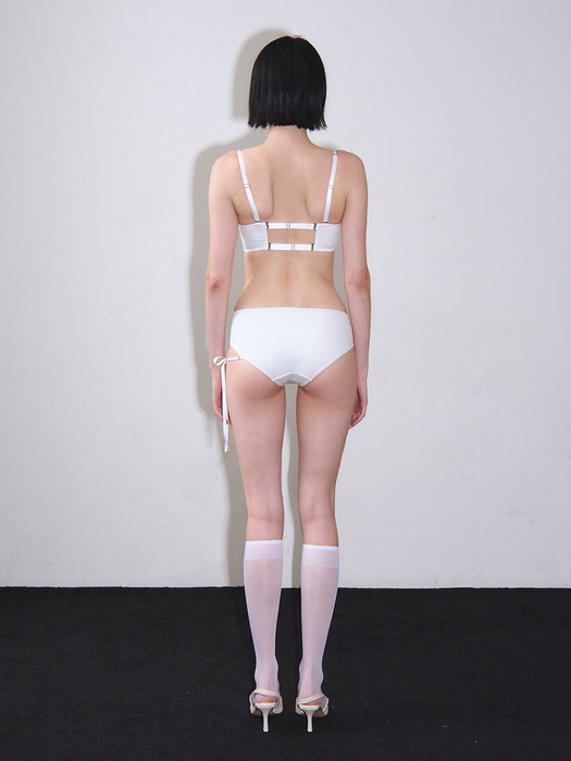 NEW 체인 리본 원사이드 로우 비키니팬티 (White)