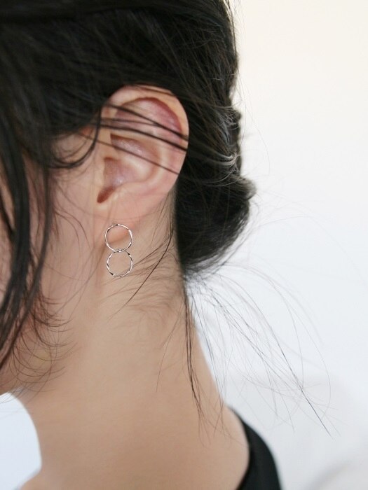 thin twin circle earrings (2colors)