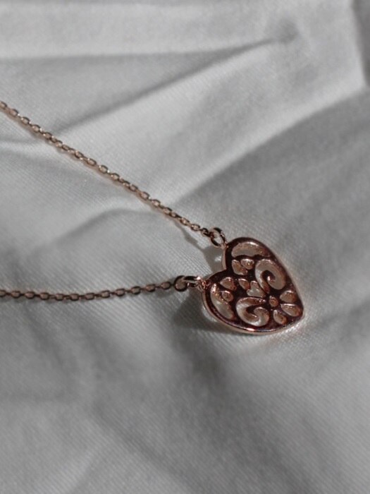 Romantic necklace
