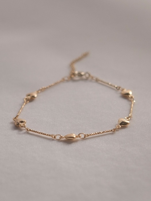 Amor Bracelet