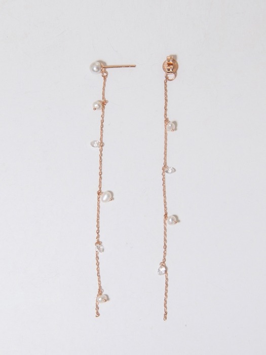 LUSTER PEARL CHAIN EARRING