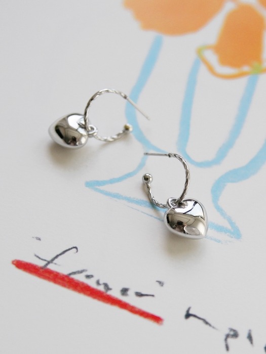 plump heart earrings (2colors)