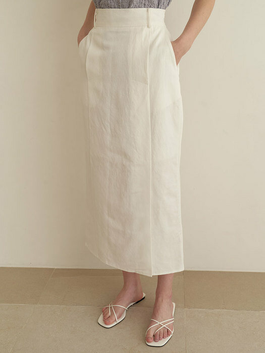 Linen tuck skirt - white
