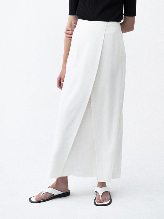 Wrap Pleats Long Skirt White