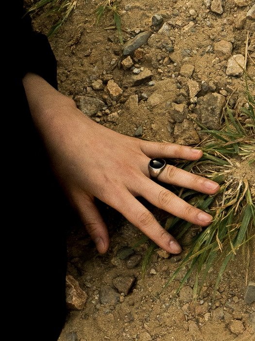 Oval Ring-onyx