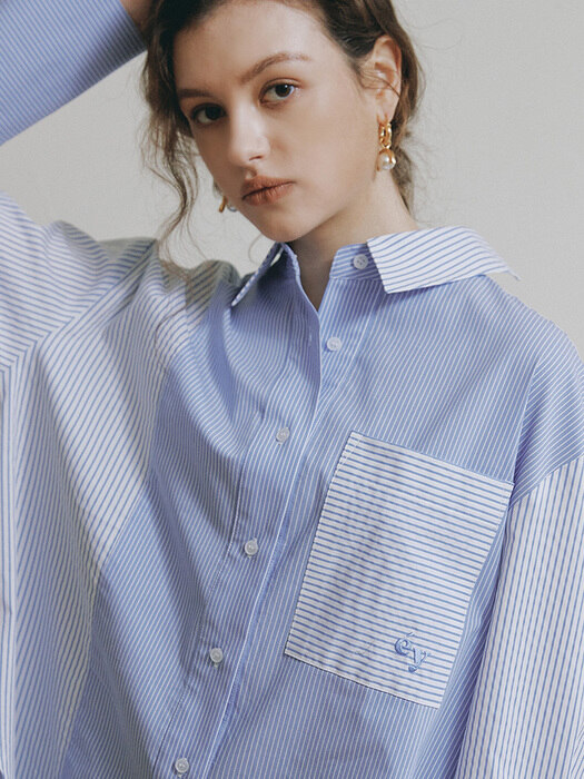 STRIPE OVERSIZE SHIRT_L/BLUE (EEOO1BLR01W)