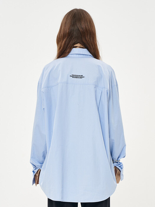 OVER FIT EMBROIDERY SILKET BASIC BLUE SHIRT