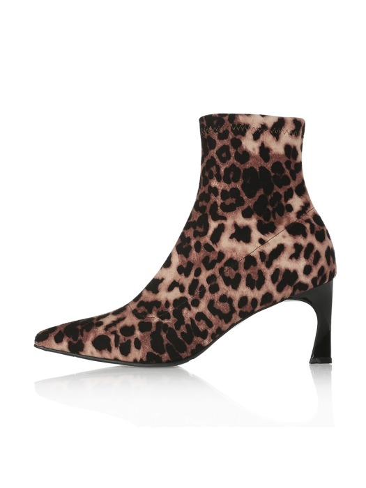 Classic Leopard Boots MD19FW1043 Leopard