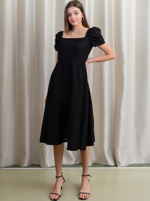 Square neckline A-line dress (Black)