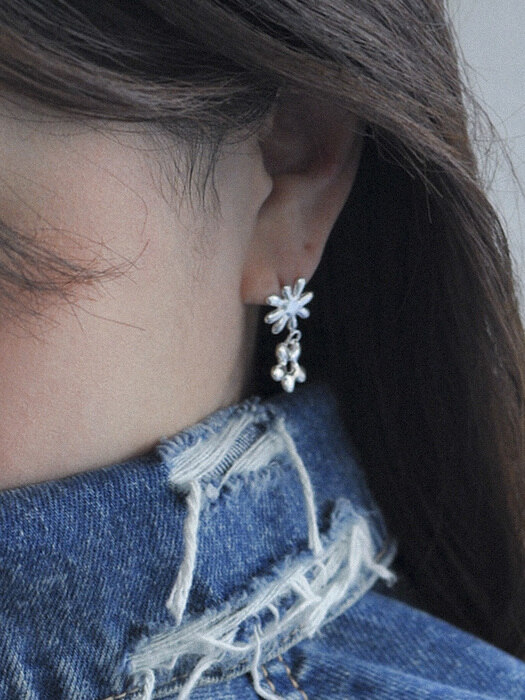 Flower Sprinkles drop Earrings