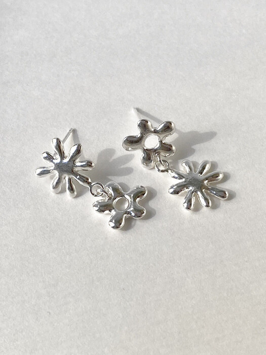 Flower Sprinkles drop Earrings