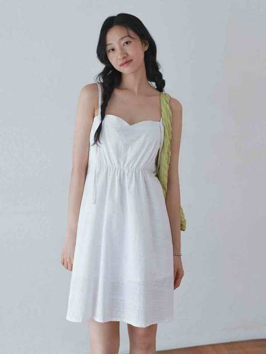 Cuddle dress (white)
