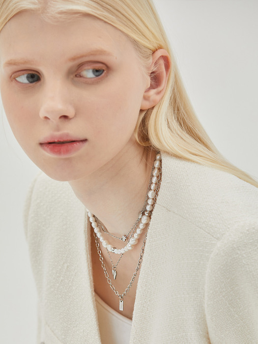 PEARL SILVER POINT NECKLACE