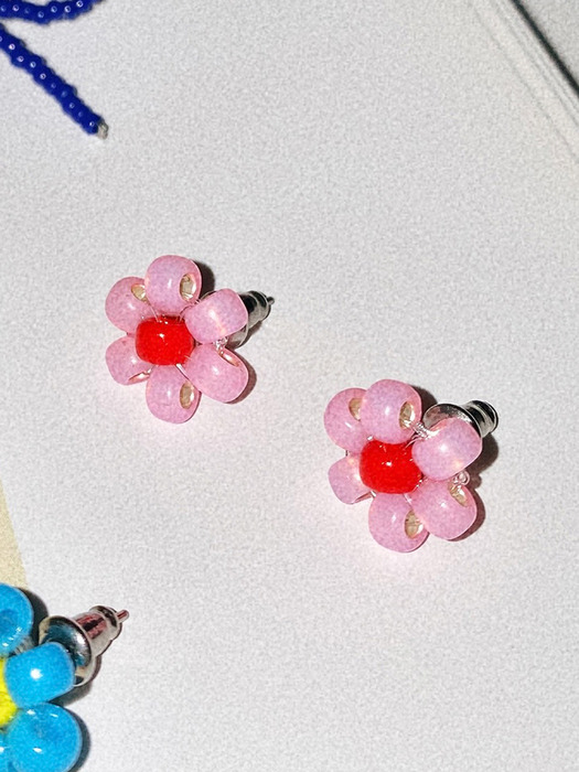 Pinky Red Flower Beads Earring 