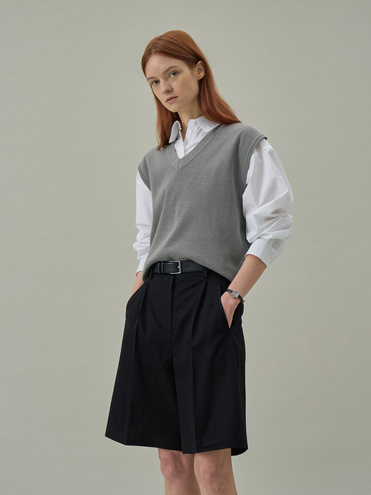 One Tuck Bermuda Pants[LMBDSPPT501]-Black