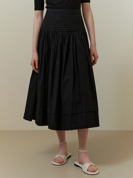 Powder pintuck skirt (black)