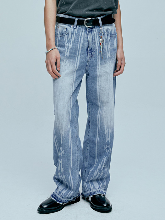 navajo pattern cut off denim pants light blue