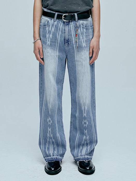 navajo pattern cut off denim pants light blue
