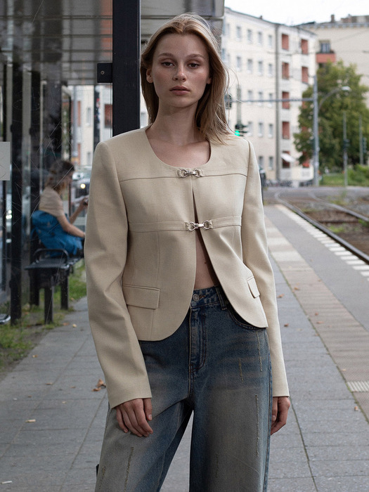 Buckle Pointed Jacket in Beige VW4AJ050-91