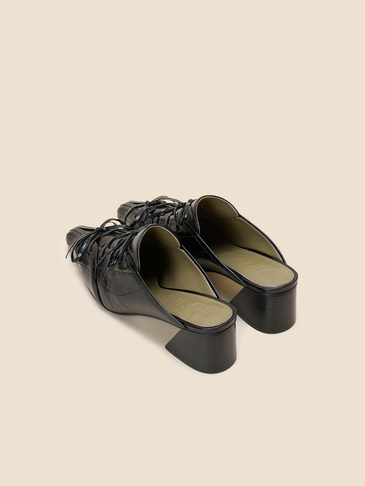 Ribbon point mule(black)_DG2CA24501BLK