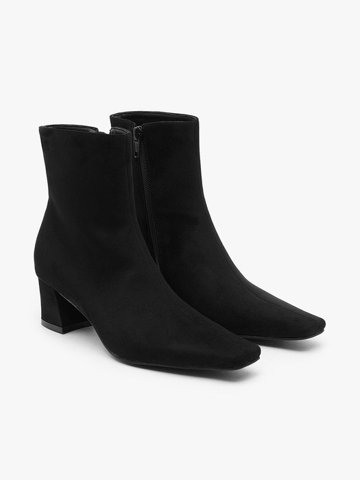 KHAI Ankle Boots