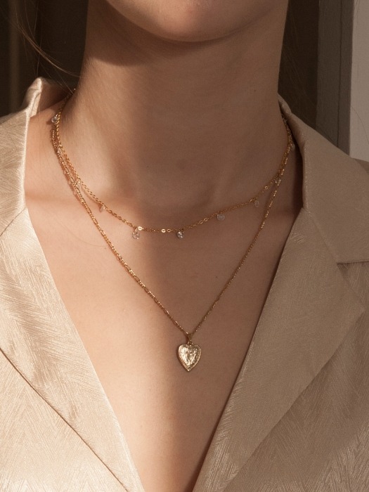 Amor Necklace