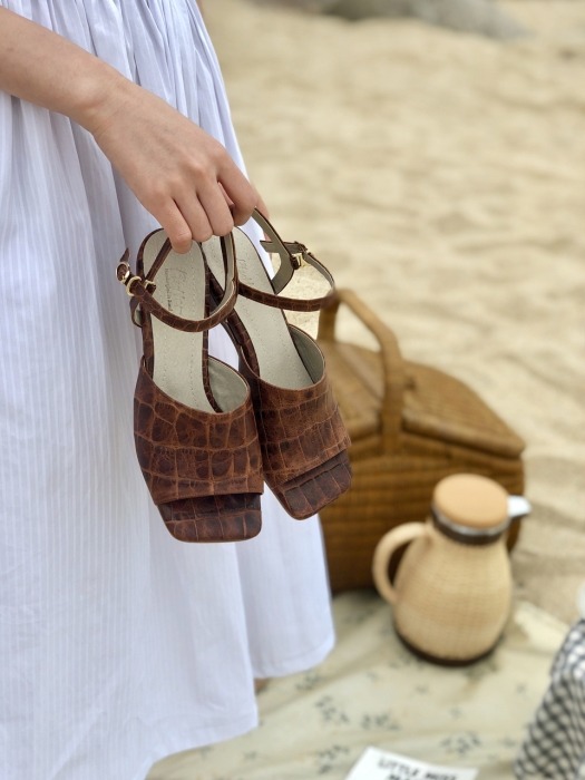 Brown Wedge Sandal (4cm)